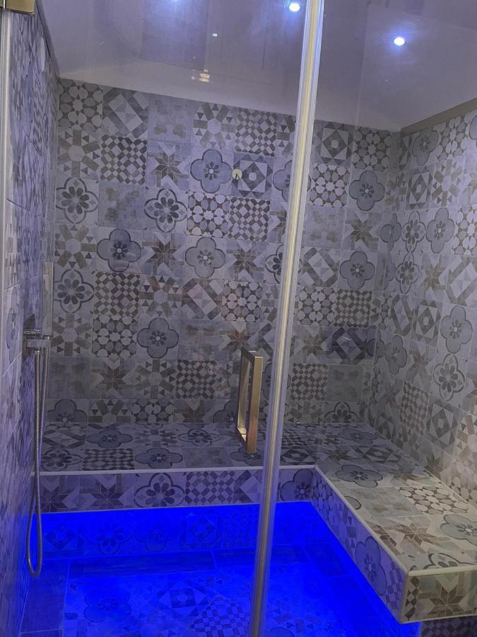 נאפולי Terrazza Aragon Room And Spa מראה חיצוני תמונה