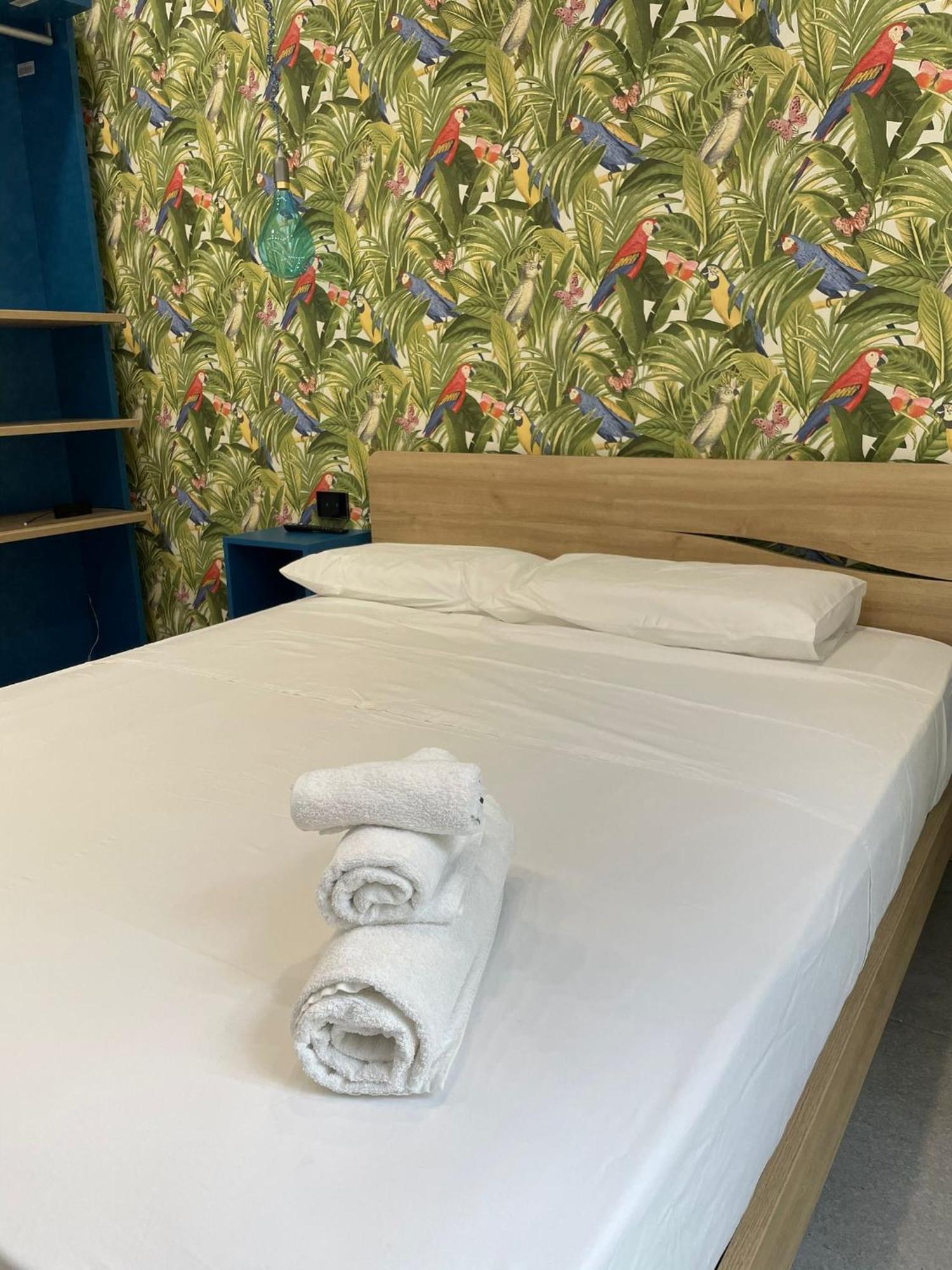 נאפולי Terrazza Aragon Room And Spa מראה חיצוני תמונה