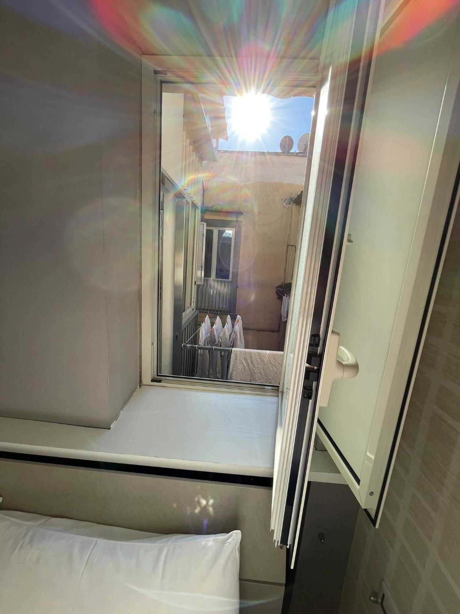 נאפולי Terrazza Aragon Room And Spa מראה חיצוני תמונה