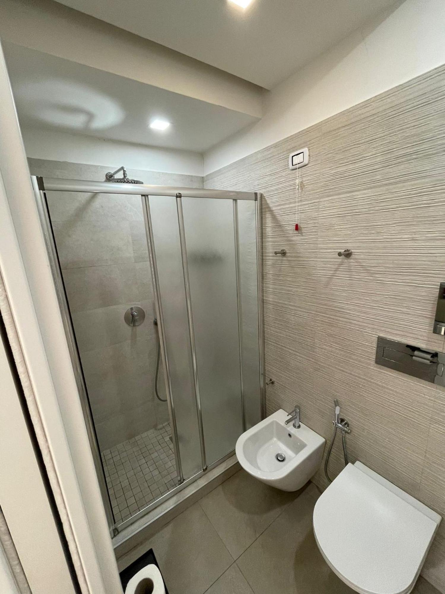 נאפולי Terrazza Aragon Room And Spa מראה חיצוני תמונה